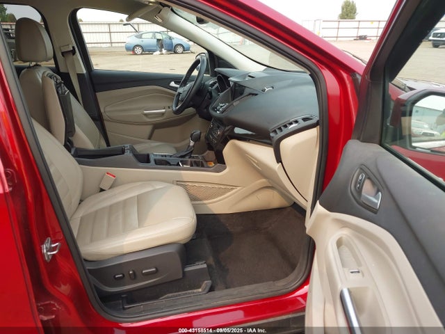 1FMCU9J95HUD53739 Ford 2017