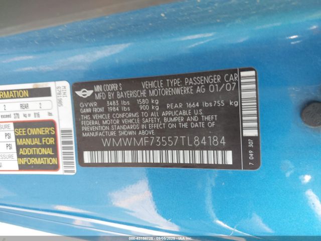 2007 MINI COOPER S WMWMF73557TL84184 Photo 8