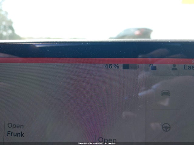 5YJ3E1EB9MF975098 Tesla 2021