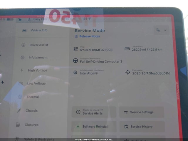 5YJ3E1EB9MF975098 Tesla 2021