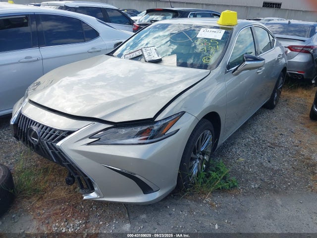 58AEA1C17RU049851 Lexus a25a-fxs, 3nm