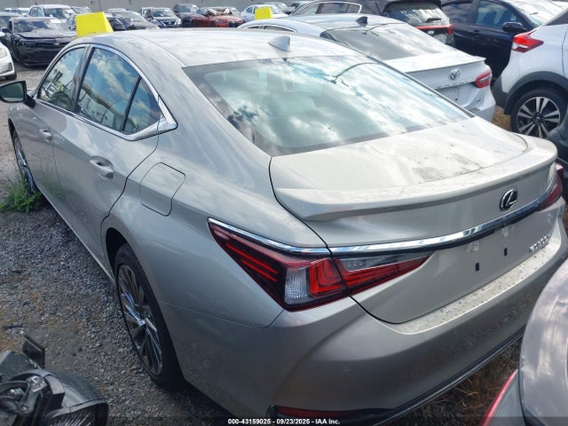 58AEA1C17RU049851 Lexus a25a-fxs, 3nm