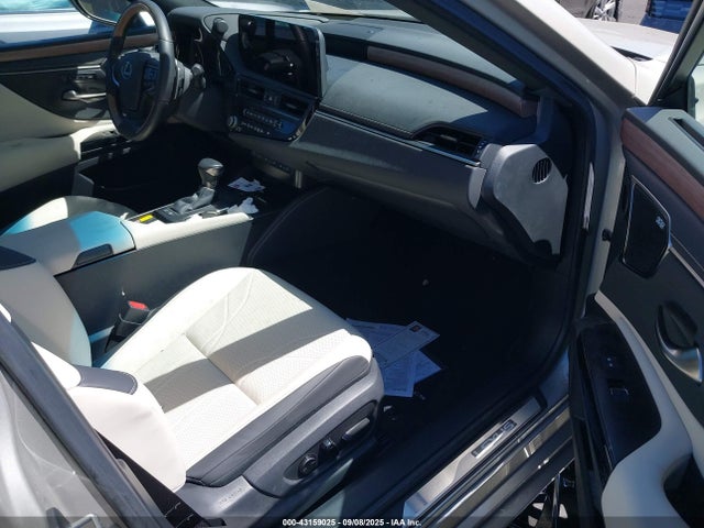 58AEA1C17RU049851 Lexus a25a-fxs, 3nm