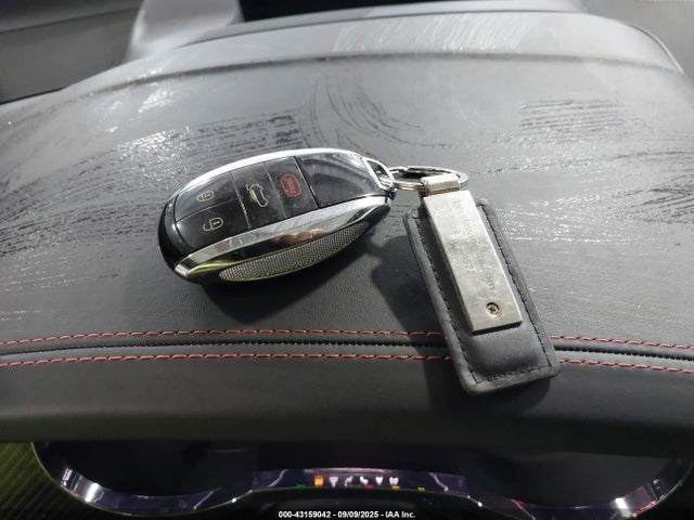 2021 BENTLEY BENTAYGA SJAAR2ZVXMC038121 Photo 10