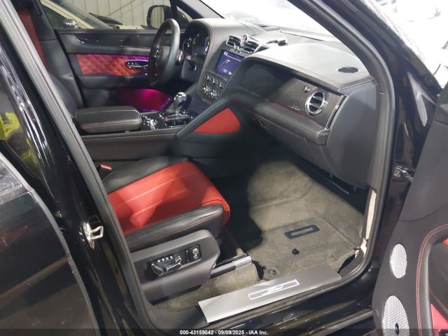 2021 BENTLEY BENTAYGA SJAAR2ZVXMC038121 Photo 4