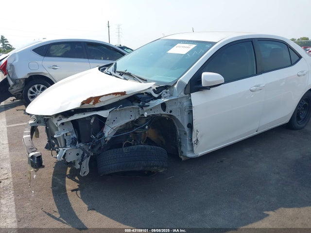 Toyota COROLLA L 2016 5YFBURHEXGP447842 Image 2