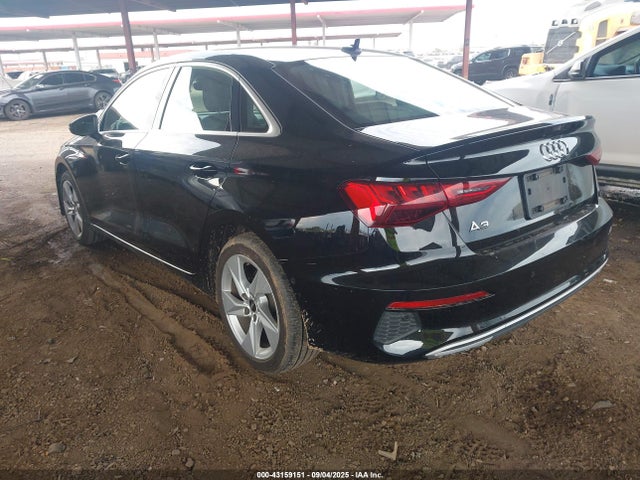 2023 AUDI A3 WAUAUDGY5PA058652 Photo 2