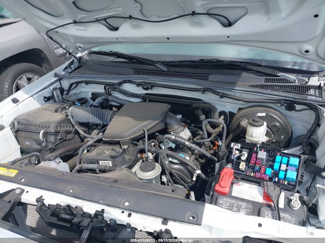 Toyota 2tr-fe 2015 5TFTX4CN0FX053465 Image 10