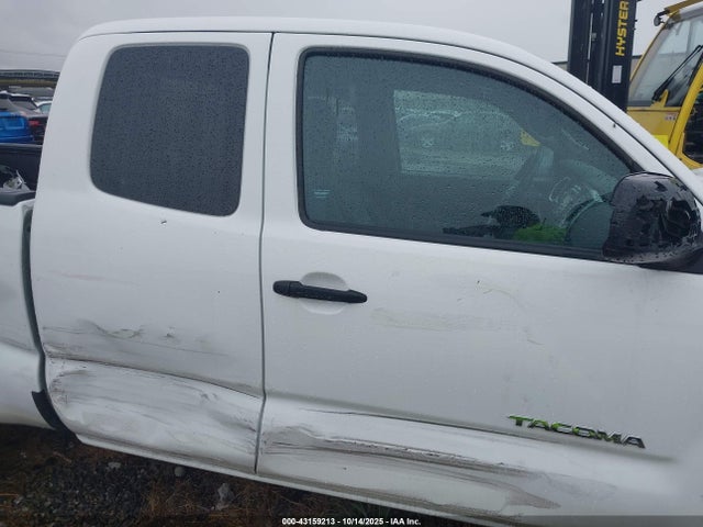 Toyota 2tr-fe 2015 5TFTX4CN0FX053465 Image 13
