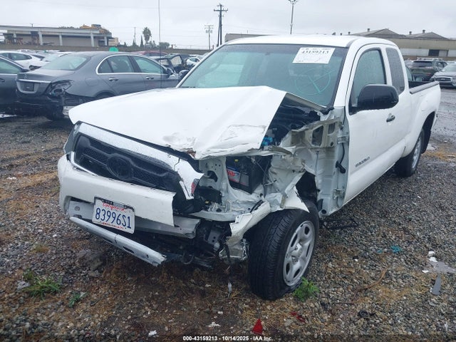 Toyota 2tr-fe 2015 5TFTX4CN0FX053465 Image 2