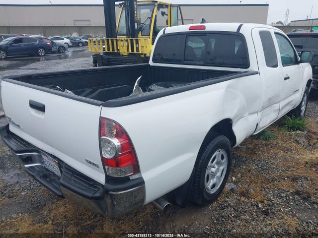 Toyota 2tr-fe 2015 5TFTX4CN0FX053465 Image 4