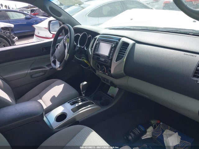 Toyota 2tr-fe 2015 5TFTX4CN0FX053465 Image 5