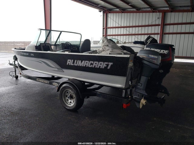 ACBV8460D414 Alumacraft 17&#039;