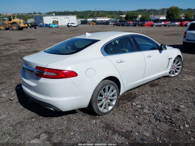 2014 JAGUAR XF SAJWJ0EF6E8U20442 Photo 3