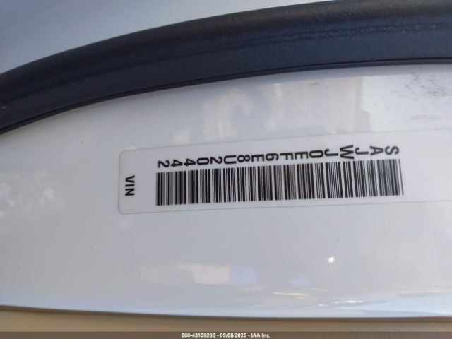 2014 JAGUAR XF SAJWJ0EF6E8U20442 Photo 8