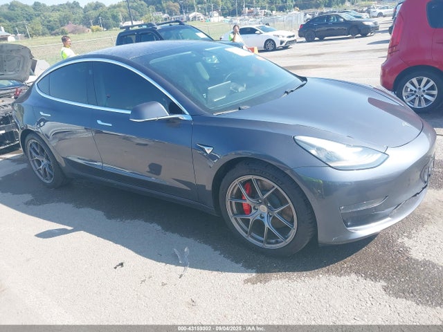 2019 TESLA MODEL 3 5YJ3E1EB3KF213978 Photo 0