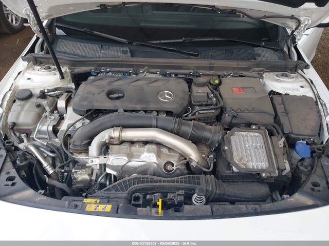 W1K5J4GB5SN511653 Mercedes-Benz m260