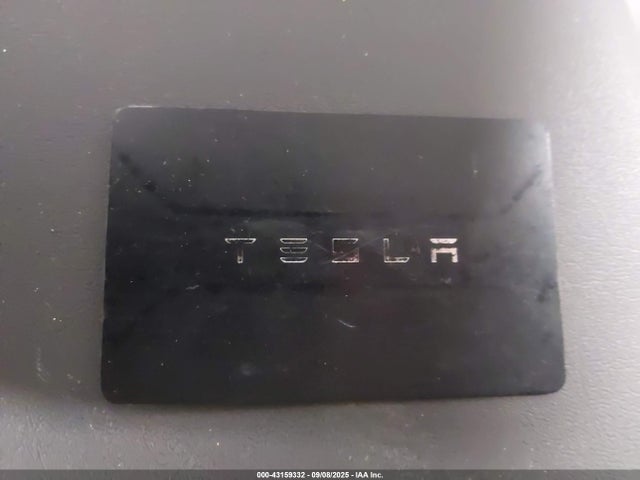 2023 TESLA MODEL Y 7SAYGDEE2PF879073 Photo 10