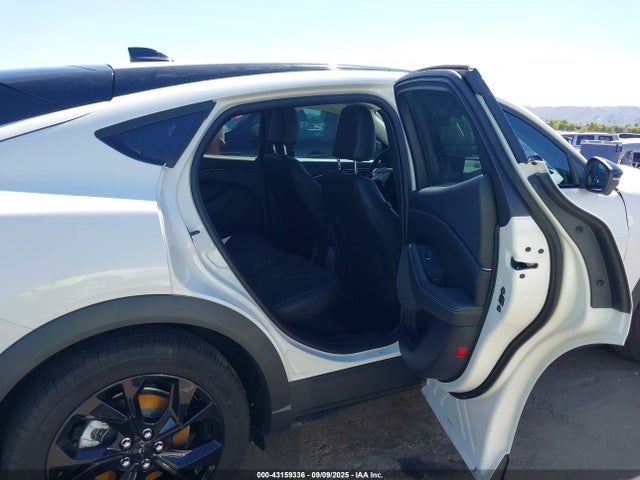 Ford 2024 2024 3FMTK1R49RMA01754 Image 8