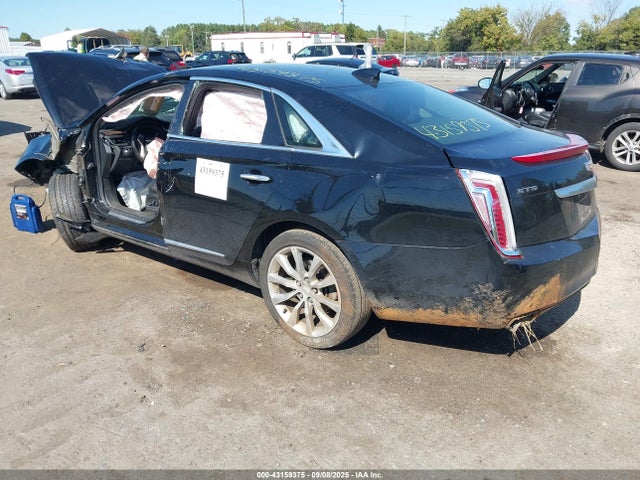 2017 CADILLAC XTS 2G61M5S33H9118366 Photo 2