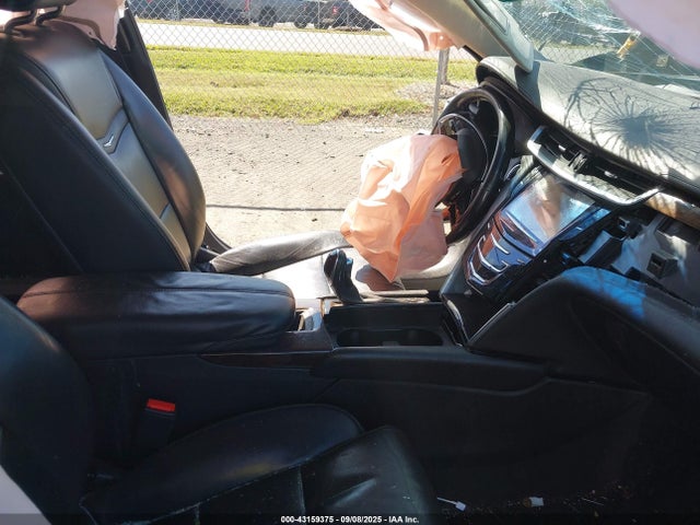 2017 CADILLAC XTS 2G61M5S33H9118366 Photo 4