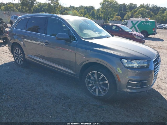 2017 AUDI Q7 WA1LAAF76HD034415 Photo 0
