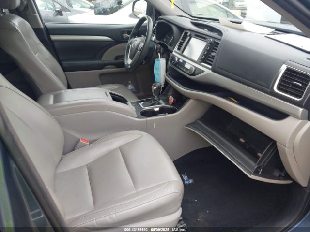 2016 TOYOTA HIGHLANDER 5TDJKRFH6GS233629 Photo 4