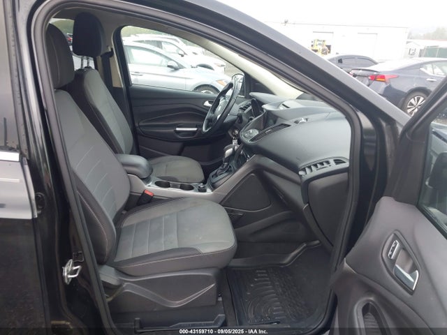 1FMCU9GX6GUA02553 Ford Escape
