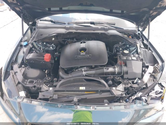 2017 JAGUAR XE SAJAD4BG7HA975094 Photo 9