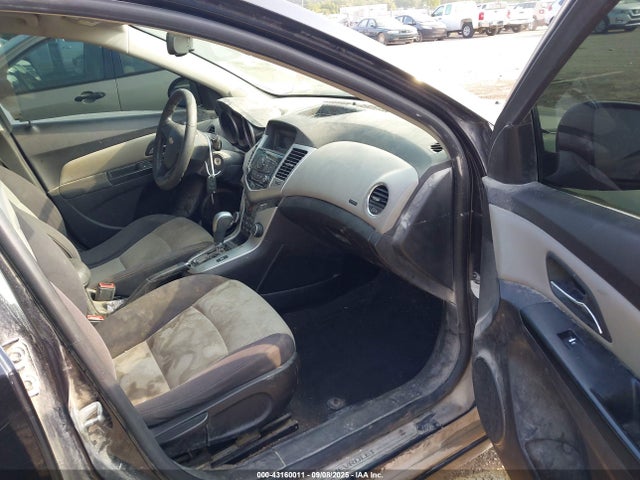 1G1PA5SH9E7164284 Chevrolet luw