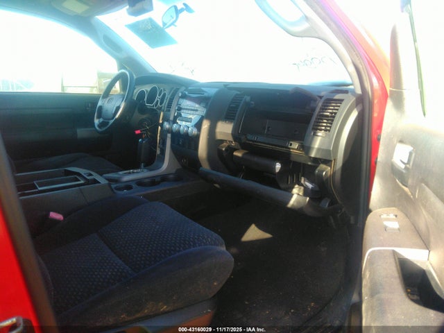 43160029 :رقم المزاد ، 5TFUM5F11AX009513 vin ، 2010 Toyota Tundra Grade 4.6l V8 مزاد بيع