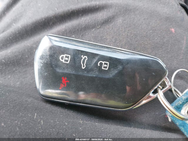 WVGKMPE23NP044875 Volkswagen ID.4