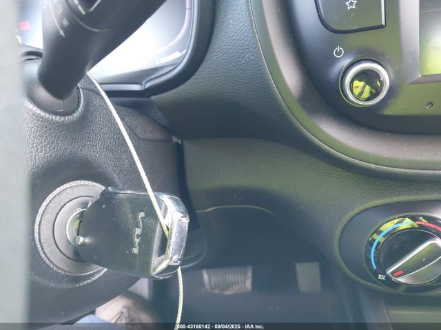 KNDJ23AU0P7877204 KIA mpi nu