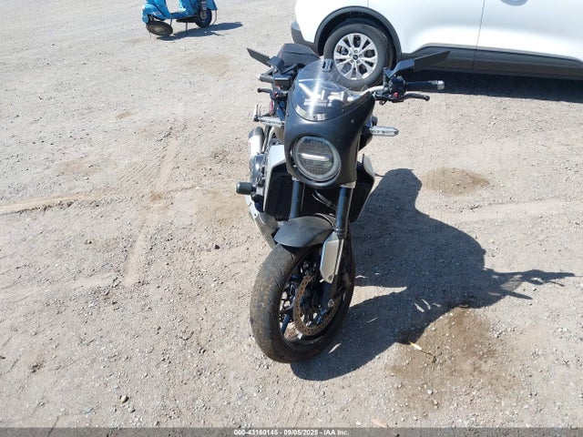 JH2SC8018JK000025 Honda Rc88e-6200001