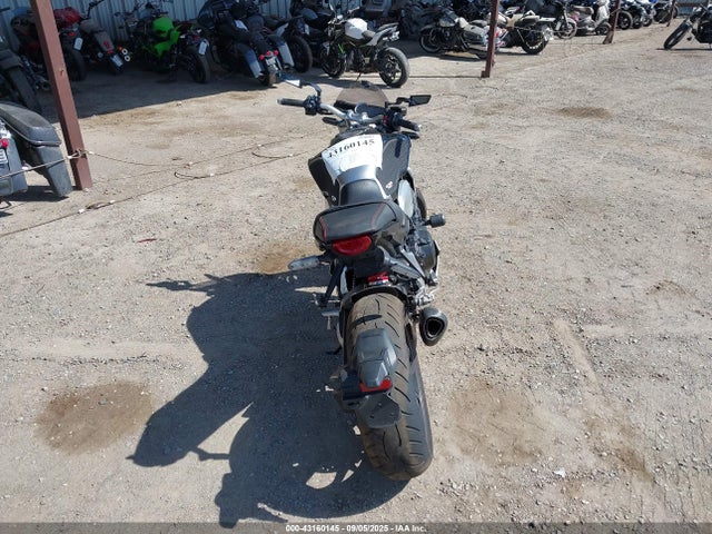 JH2SC8018JK000025 Honda Rc88e-6200001