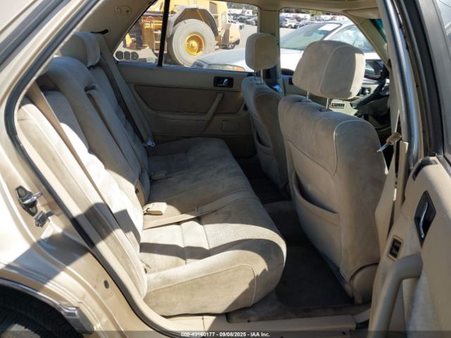 1989 ACURA LEGEND JH4KA4559KC027490 Photo 7