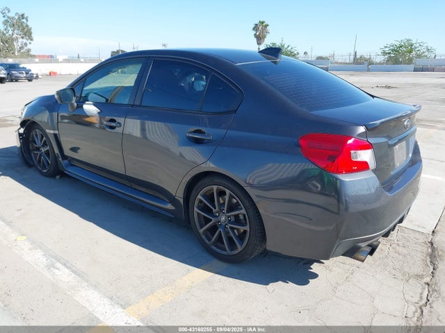 Subaru dib 2018 JF1VA1L64J8811253 Image 3