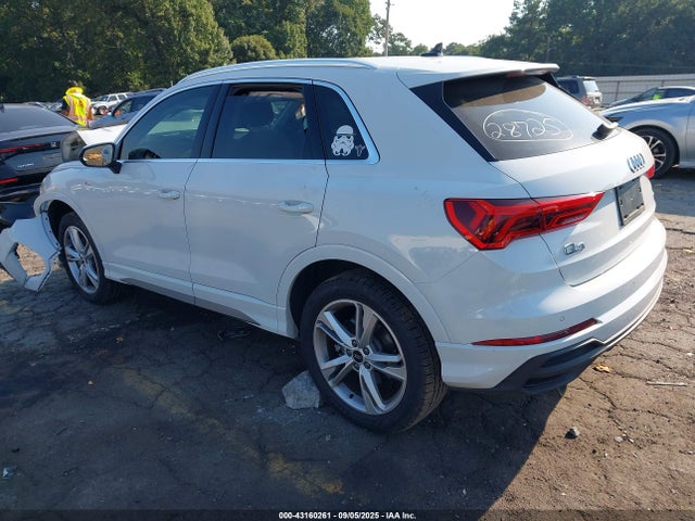 2022 AUDI Q3 WA1EECF37N1090169 Photo 2
