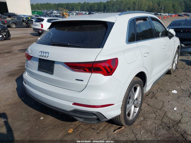 2022 AUDI Q3 WA1EECF37N1090169 Photo 3