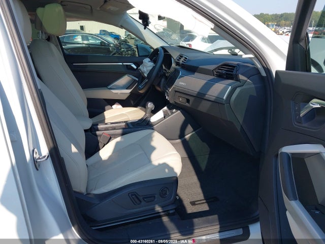 2022 AUDI Q3 WA1EECF37N1090169 Photo 4