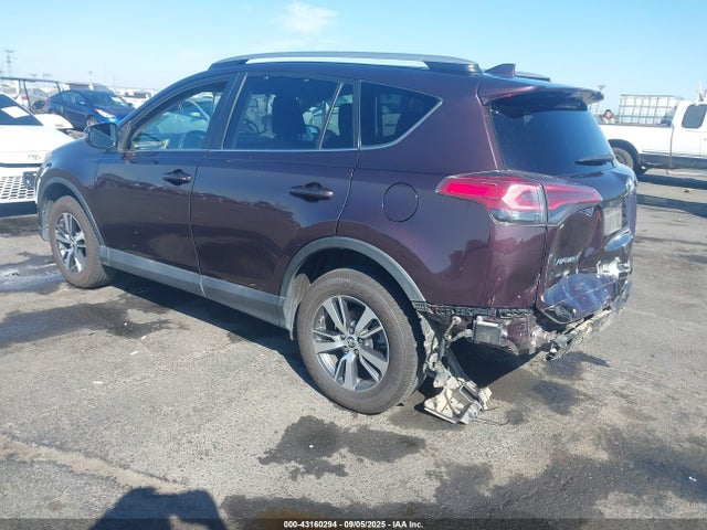Toyota 2ar-fe 2018 2T3WFREV9JW490470 Image 3