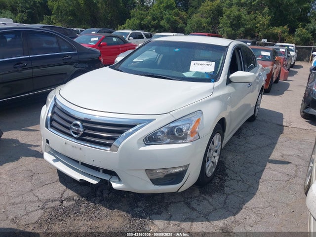 1N4AL3AP2EN211192 Nissan 2014