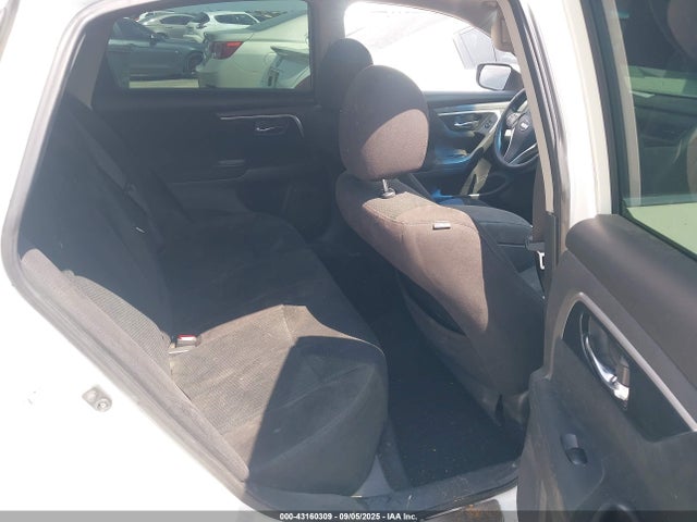 1N4AL3AP2EN211192 Nissan 2014