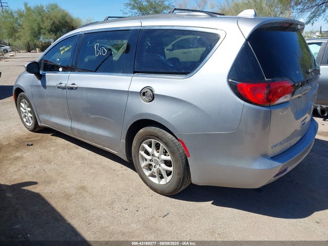 Chrysler Voyager 2020 2C4RC1DG9LR255185 Image 3
