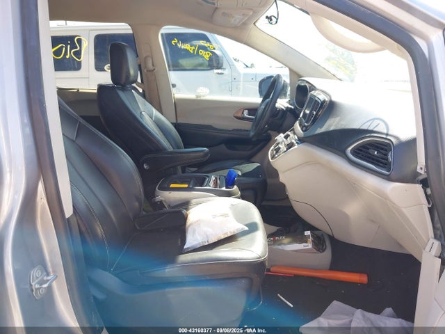 Chrysler Voyager 2020 2C4RC1DG9LR255185 Image 5
