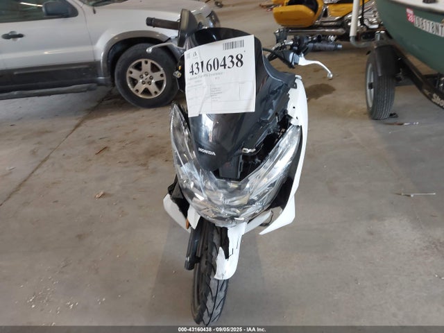 RLHKF180XJY301685 Honda Kf18e-5000001