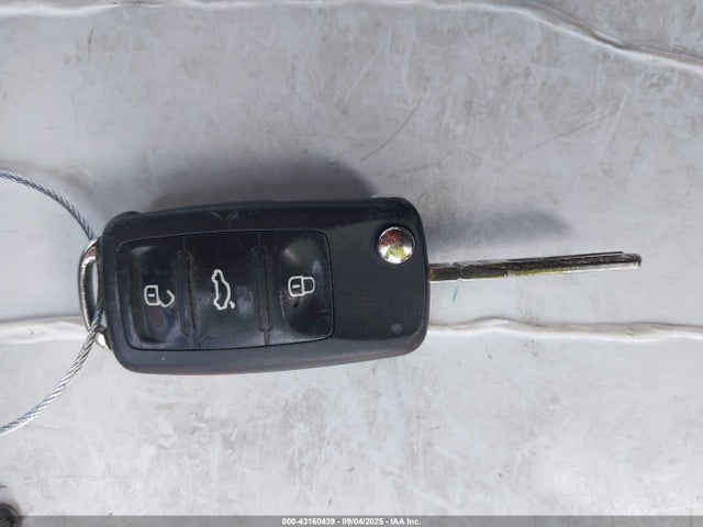 Volkswagen 1.4 tsi 2017 3VW2B7AJ0HM295352 Image 11