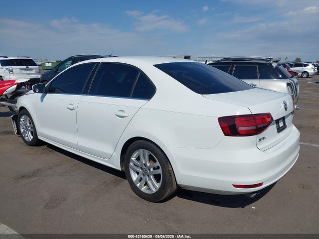 Volkswagen 1.4 tsi 2017 3VW2B7AJ0HM295352 Image 3