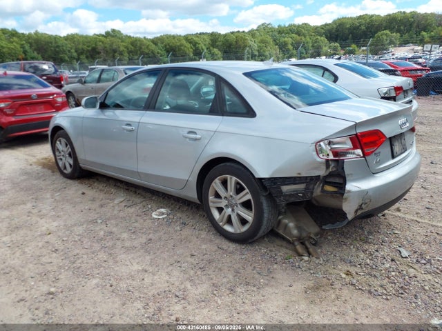 2011 AUDI A4 WAUDFAFL1BN042428 Photo 2
