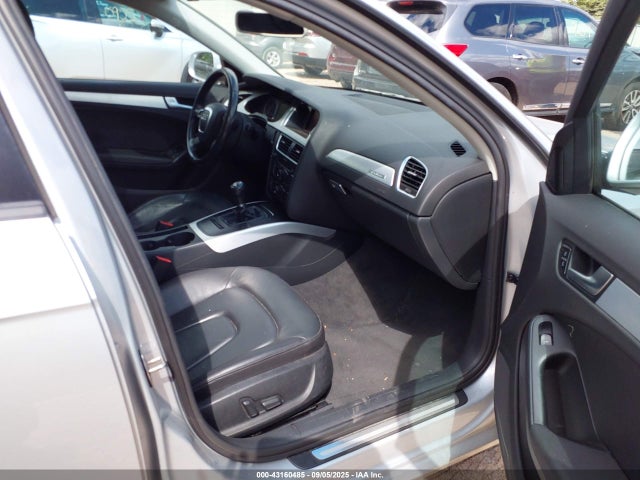 2011 AUDI A4 WAUDFAFL1BN042428 Photo 4